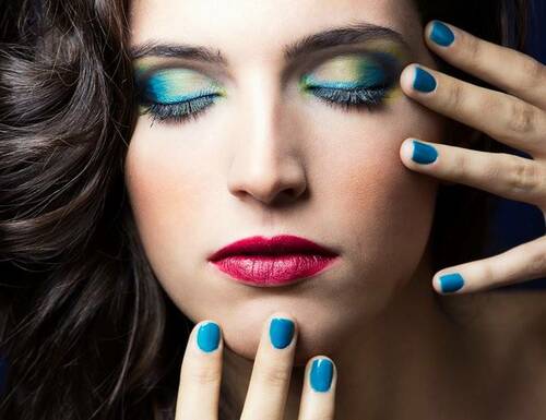 Los esmaltes de uñas que afirman estar libres de toxinas pueden contener ingredientes nocivos para la salud
